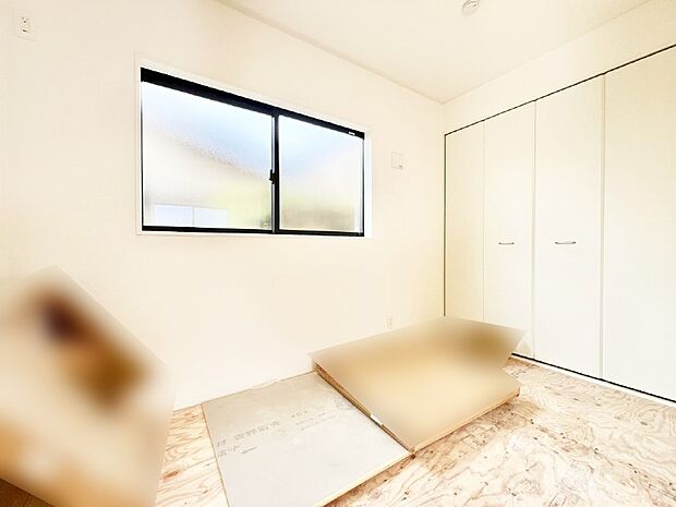 リビング隣接の和室は毎日の暮らしに癒しと安らぎをもたらしてくれます