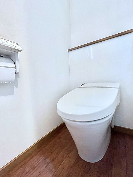 トイレは1階と2階それぞれに配置されていてとても便利です。