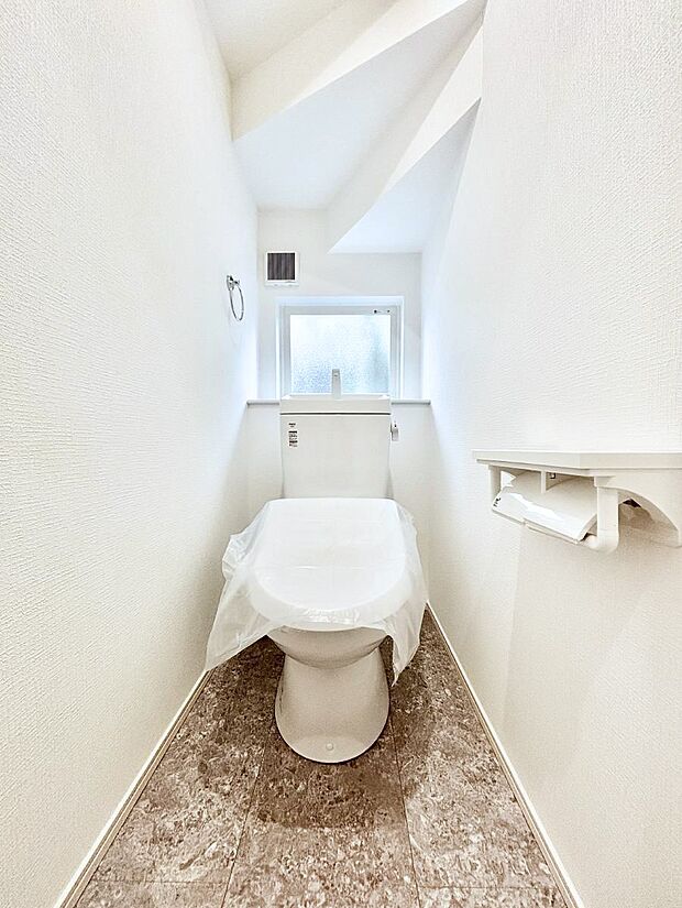 1階2階ともにウォシュレット機能付きトイレです！