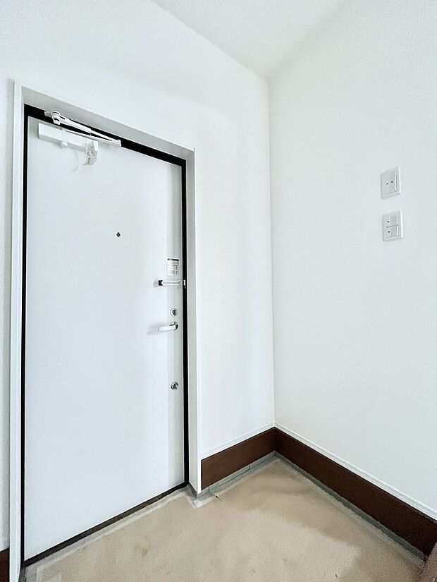 家族の帰宅やお客様をあたたかく迎える玄関  