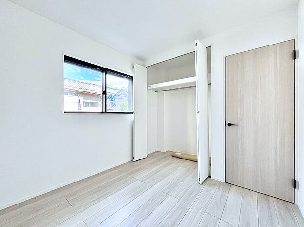 収納が充実しているので、居住スペースを広く使えます。