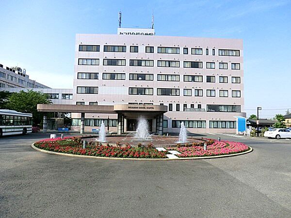 病院 1900m みつわ台総合病院