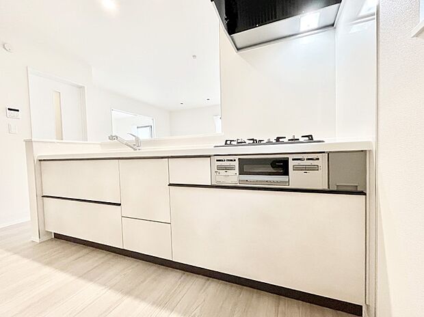 ゆとりあるキッチンではご家族と楽しくお料理ができます。