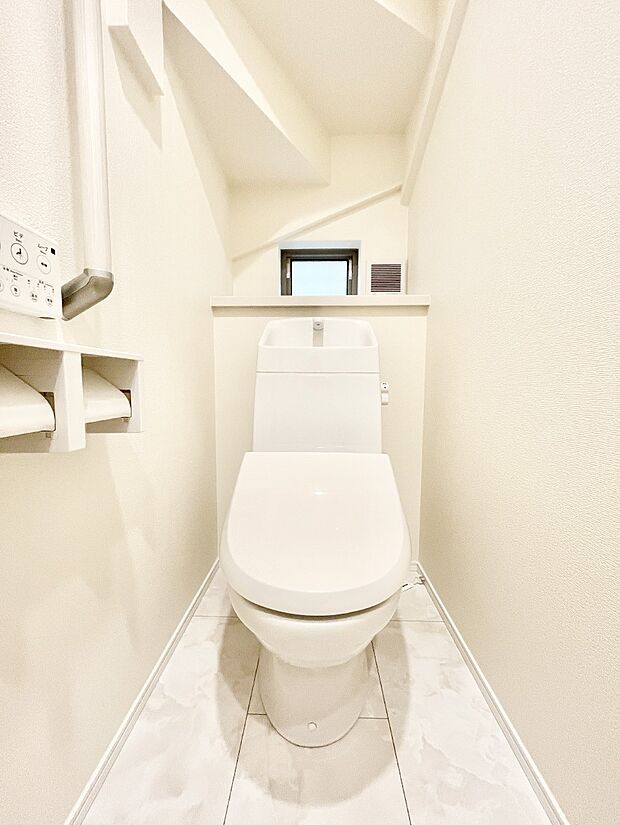 トイレは安心の2箇所!朝のバタバタも一安心です。