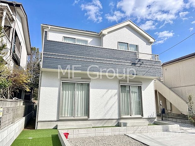 たっぷりの陽光と心地よい風が舞い込む住まい