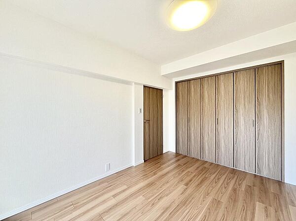 木の温もりがやさしいフローリングは安らぎをもたらす住空間
