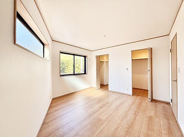 収納が充実しているので、居住スペースを広く使えます。