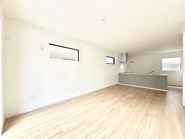 落ち着いた雰囲気のＬＤＫは家族みんなの快適空間  