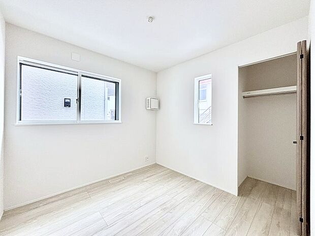 子供部屋にもおすすめな収納スペースたっぷりの居室