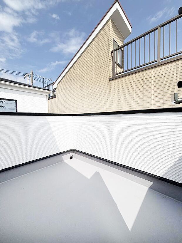 開放感あるルーフバルコニー