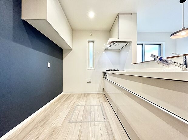 ゆとりあるキッチンではご家族と楽しくお料理ができます。