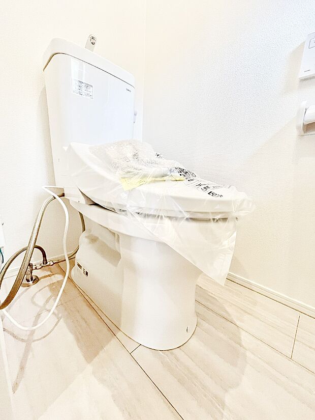 毎日を快適に！清潔感あるシャワートイレ。