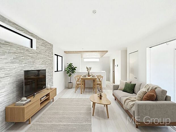 ご家族の賑やかな話し声で包まれる明るいリビング ※家具はCGです