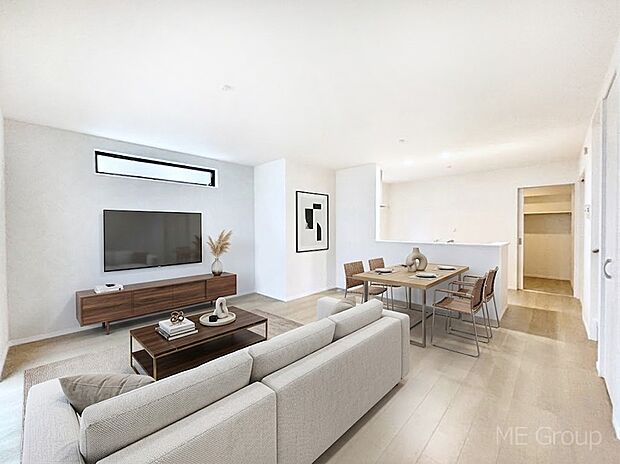 ご家族の賑やかな話し声で包まれる明るいリビング ※家具はCGです