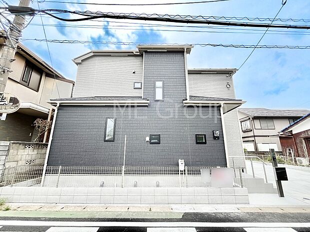 上質感あふれる外観デザイン。魅力の住まいを実現。 