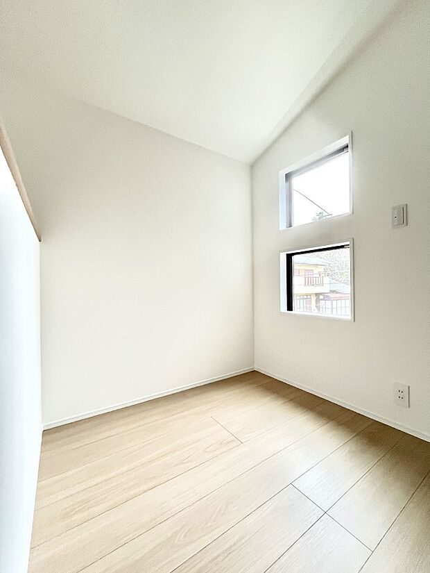 部屋干しができる広々スペース