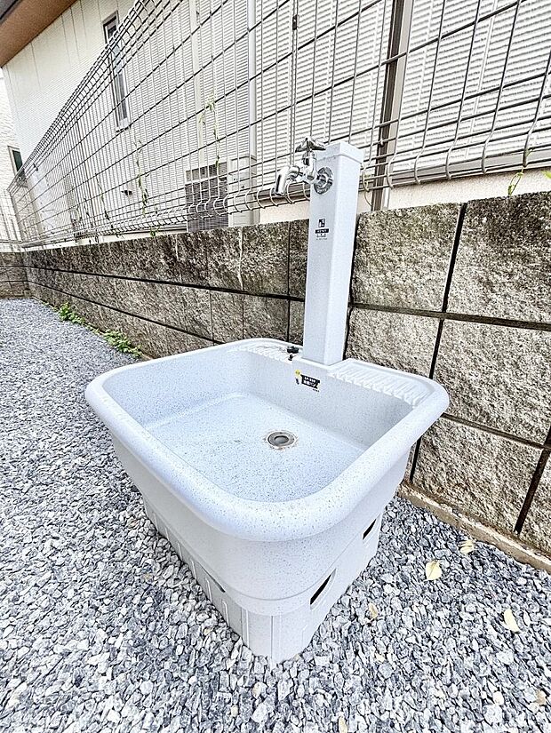 ガーデニングやお掃除に便利な外水栓