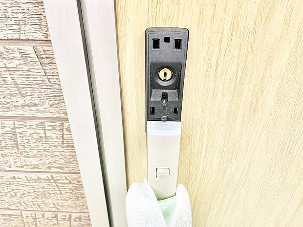 スマートに開錠できる電子キー