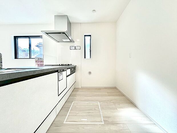 ゆとりあるキッチンではご家族と楽しくお料理ができます。