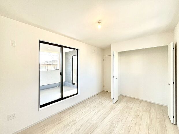 子供部屋にもおすすめな収納スペースたっぷりの居室