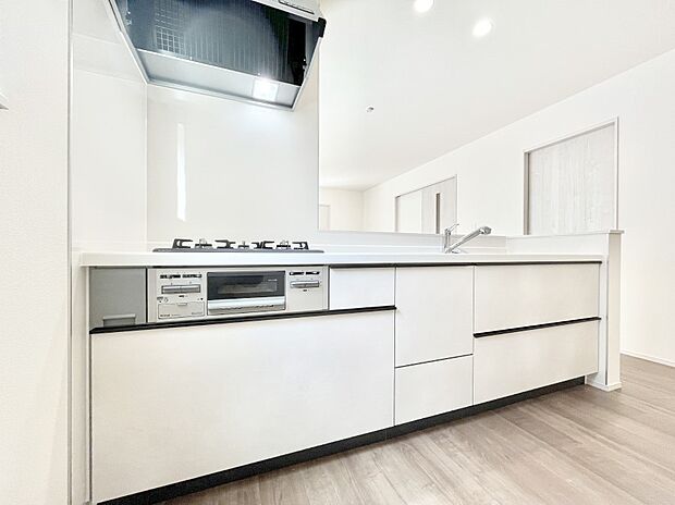 ゆとりあるキッチンではご家族と楽しくお料理ができます。