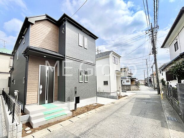 溢れる陽光でご家族の笑顔も輝く