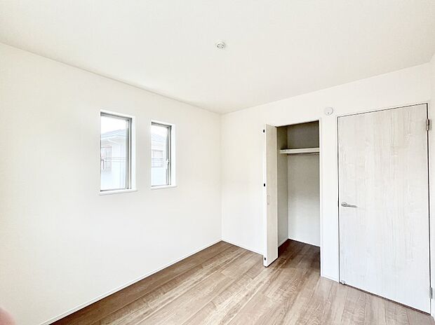 爽やかな日差しがお部屋全体を優しく包み込んでくれます