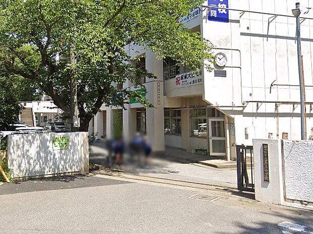 中学校 1303m 鎌ケ谷市立第三中学校