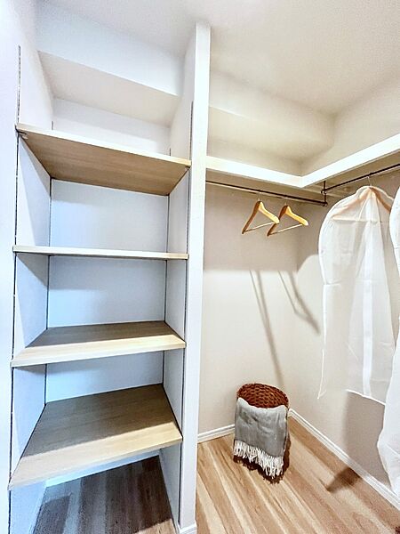 ウォークインクローゼットのある住まいでスッキリ快適な生活を