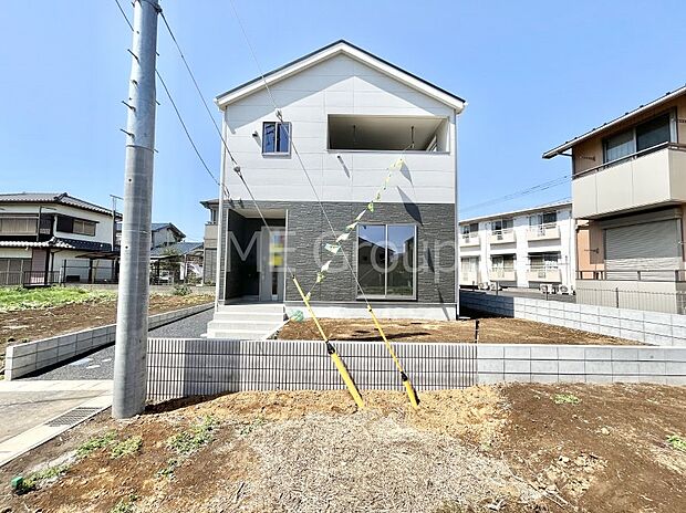 溢れる陽光でご家族の笑顔も輝く