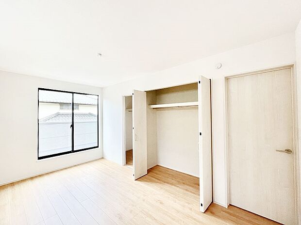 WIC&クローゼット付きのお部屋で充実したプライベート時間を過ごせます。