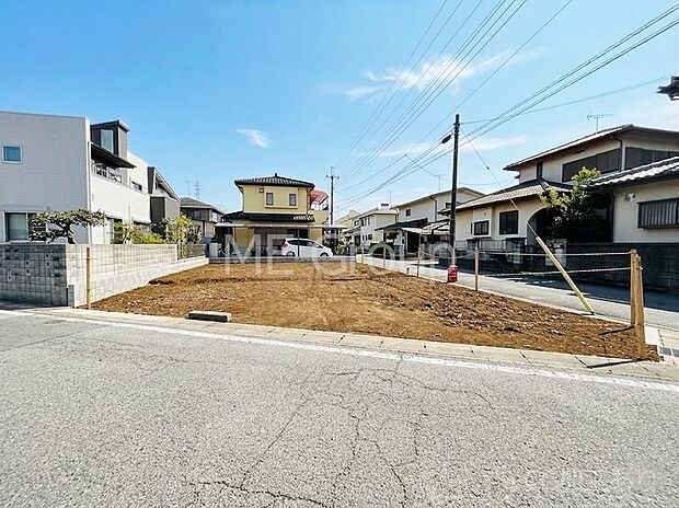 溢れる陽光でご家族の笑顔も輝く