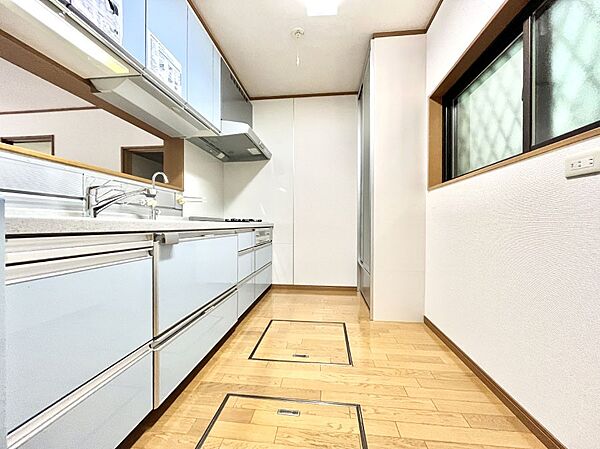 広々とした使い勝手の良いキッチンで日々のお料理も楽しくなりそう