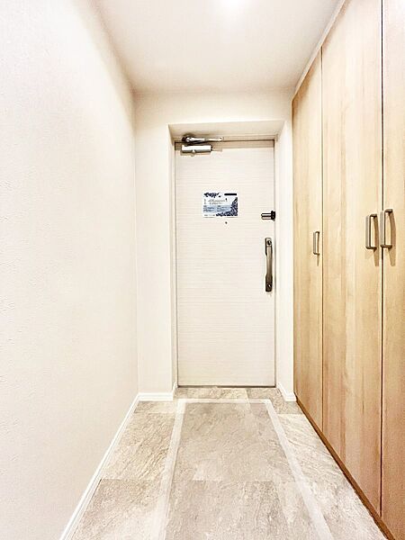 家族の帰宅やお客様をあたたかく迎える玄関