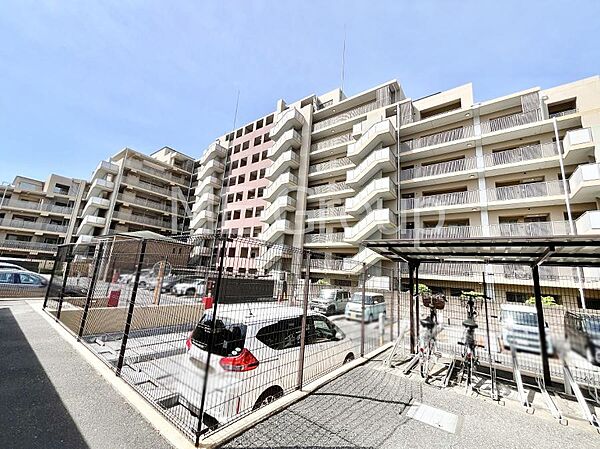 溢れる陽光でご家族の笑顔も輝く