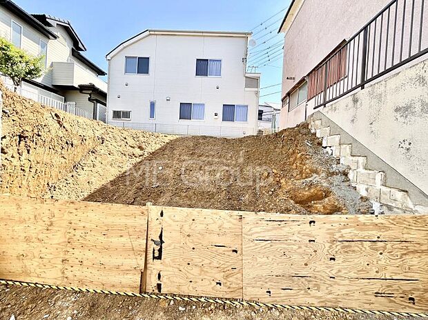 溢れる陽光でご家族の笑顔も輝く