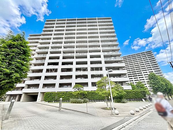溢れる陽光でご家族の笑顔も輝く