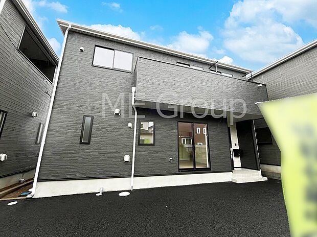 溢れる陽光でご家族の笑顔も輝く