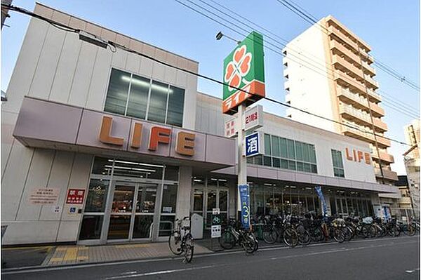 ライフ新深江店まで徒歩８分