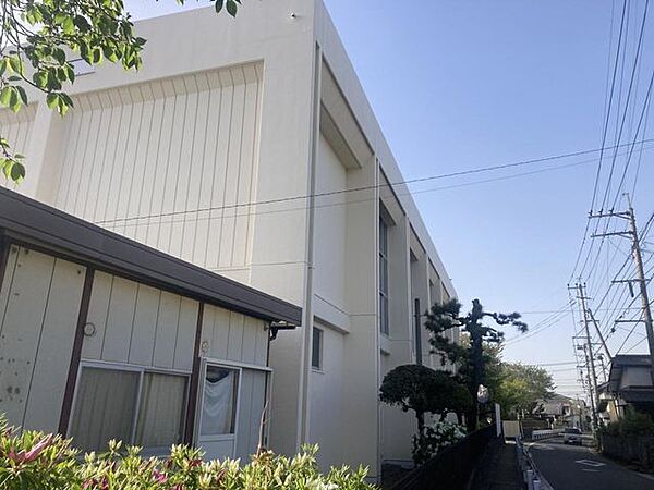 久留米市立大城小学校 670m