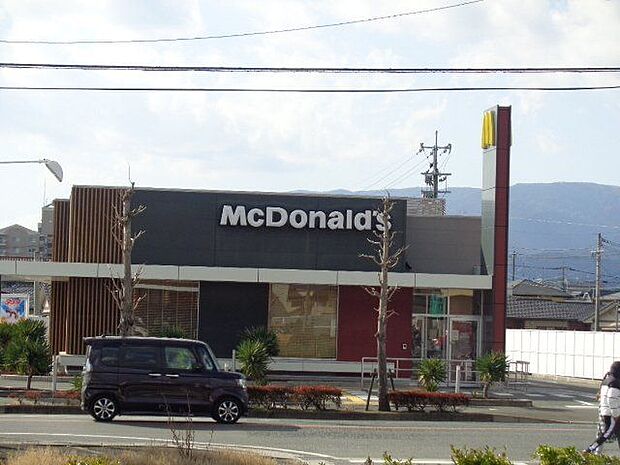 マクドナルド七夕通り店 1520m