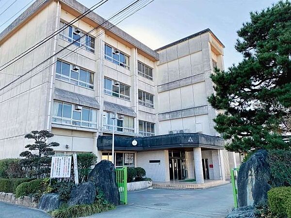 久留米市立牟田山中学校 400m