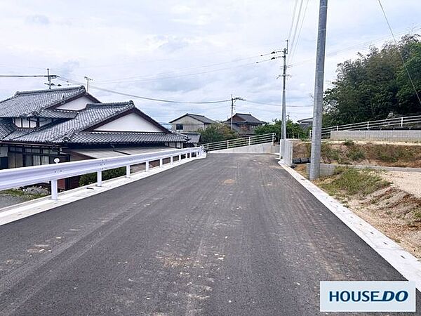 前面道路含む現地写真