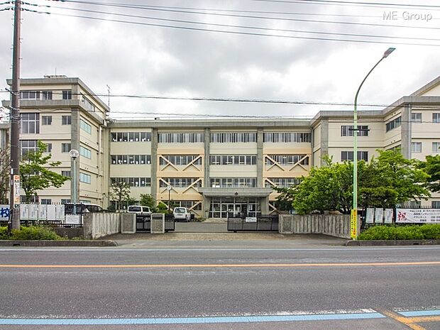 中学校 1180m 鶴ヶ島市立藤中学校