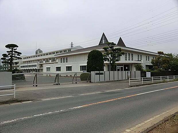中学校 1030m 松戸市立小金北中学校