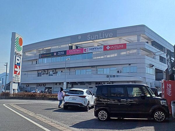 サンリブ三ヶ森店