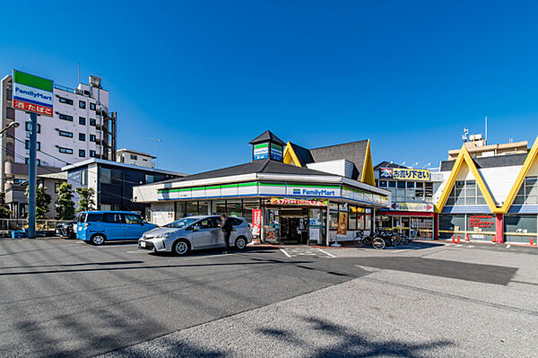 ファミリーマートかわぐち飯塚店（1260m）