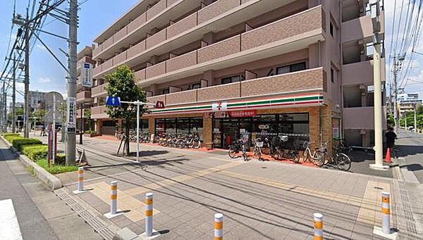 セブンイレブン川口4丁目店（740m）