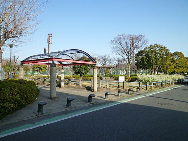 戸塚榎戸公園（1140m）