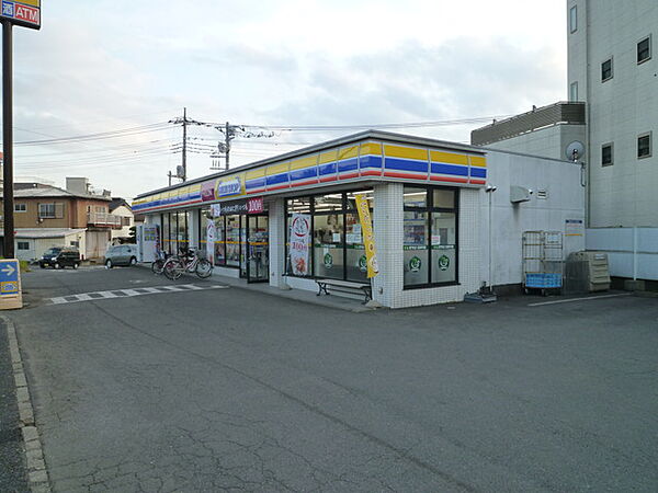 ミニストップ浦和木崎店（730m）